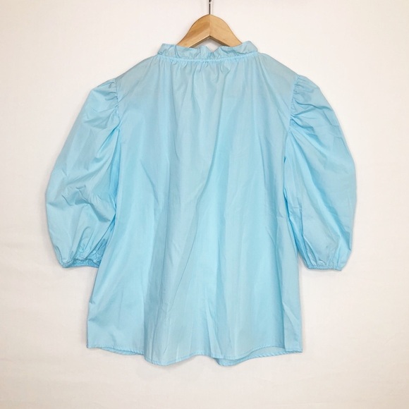 Hester & Orchard Blue puff sleeve, smocked detail button down blouse - Picture 2 of 9